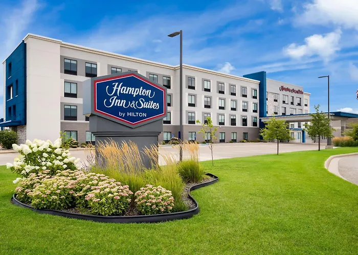 Hampton & Отель Пекин