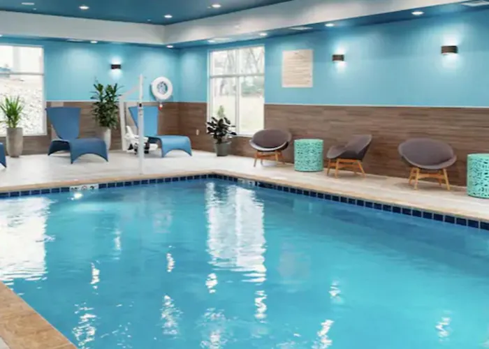Hotel Hampton & Pekin